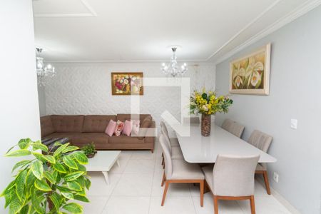 Sala de casa à venda com 3 quartos, 400m² em Diamante, Belo Horizonte