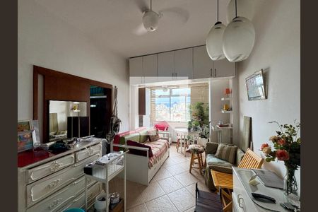 Sala/quarto de apartamento para alugar com 1 quarto, 28m² em Glória, Rio de Janeiro