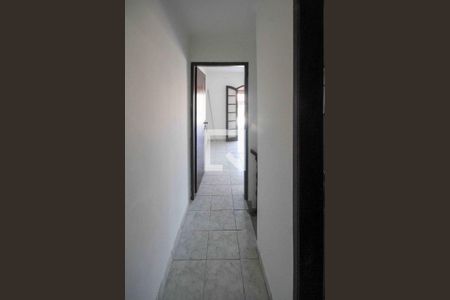 Corredor de casa para alugar com 2 quartos, 200m² em Vila Tolstoi, São Paulo