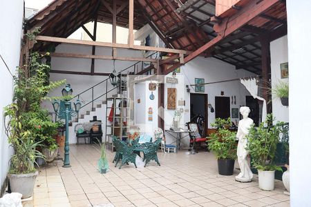 Quintal de casa à venda com 4 quartos, 350m² em Bela Vista, São Paulo