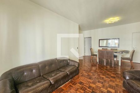 Sala de apartamento para alugar com 3 quartos, 120m² em Morro do Maluf, Guarujá