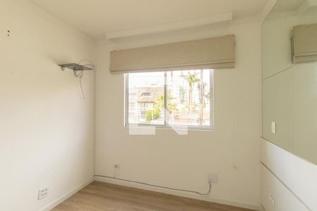 Quarto Suíte 1 de apartamento para alugar com 2 quartos, 55m² em Vila Izabel, Curitiba