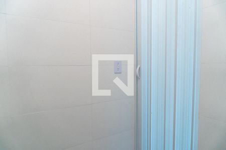 Banheiro da Suíte de casa para alugar com 2 quartos, 180m² em Jardim Oriental, São Paulo