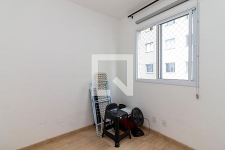 Quarto 2 de apartamento para alugar com 2 quartos, 34m² em Vila Diva, São Paulo
