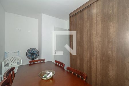 Quarto 2 de apartamento à venda com 2 quartos, 48m² em Jardim Itu, Porto Alegre