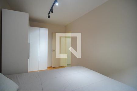 Quarto 1 de apartamento à venda com 2 quartos, 60m² em Centro, São Leopoldo