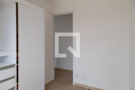 Quarto 1 de apartamento para alugar com 2 quartos, 41m² em Jardim Helian, São Paulo