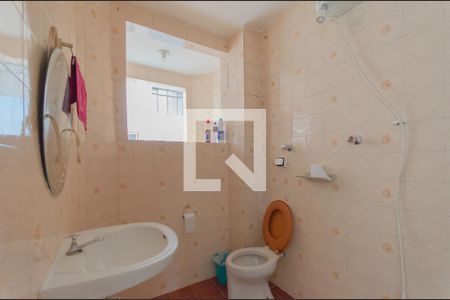 Banheiro de kitnet/studio para alugar com 1 quarto, 30m² em Liberdade, São Paulo