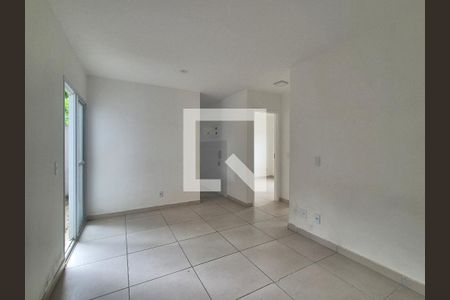 Sala de apartamento para alugar com 2 quartos, 53m² em Vargem Grande, Rio de Janeiro