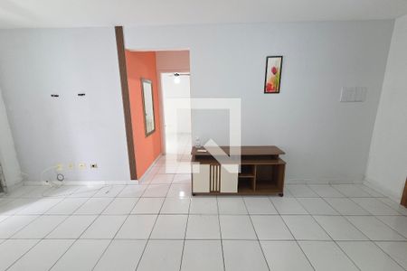 Sala de apartamento para alugar com 1 quarto, 60m² em Cidade Ocian, Praia Grande