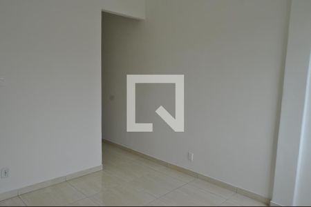 Apartamento à venda com 2 quartos, 60m² em Inhaúma, Rio de Janeiro