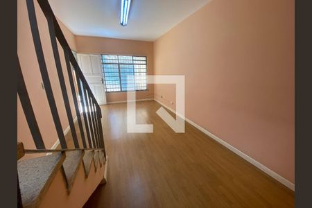 Casa à venda com 2 quartos, 110m² em Jardim das Acacias, São Paulo