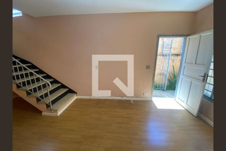 Casa à venda com 2 quartos, 110m² em Jardim das Acacias, São Paulo