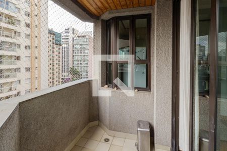 Sacada de apartamento à venda com 1 quarto, 52m² em Moema, São Paulo