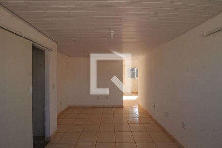 Sala de casa para alugar com 2 quartos, 70m² em Tiradentes, Nova Iguaçu