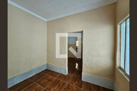 Sala de casa para alugar com 1 quarto, 35m² em Parque Ulisses, Nova Iguaçu