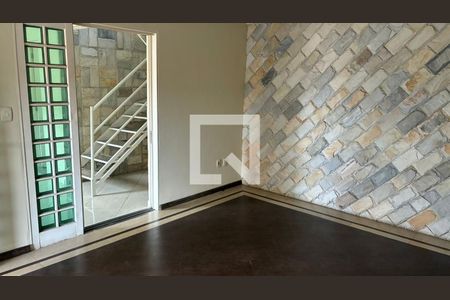 Sala 2 de casa para alugar com 3 quartos, 200m² em São Joaquim, Contagem