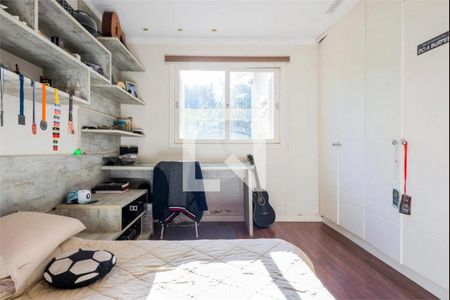 Casa à venda com 3 quartos, 500m² em Corrupira, Jundiaí