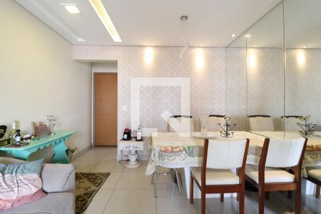 Sala de apartamento para alugar com 2 quartos, 64m² em Centro, Uberlândia