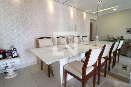 Sala de apartamento para alugar com 2 quartos, 64m² em Centro, Uberlândia