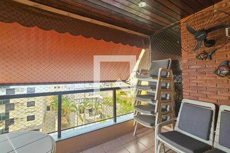 varanda  de apartamento para alugar com 3 quartos, 126m² em Balneario Guarujá, Guarujá