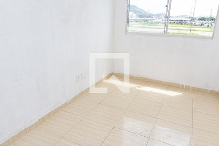 Sala de apartamento para alugar com 2 quartos, 55m² em Cosmos, Rio de Janeiro