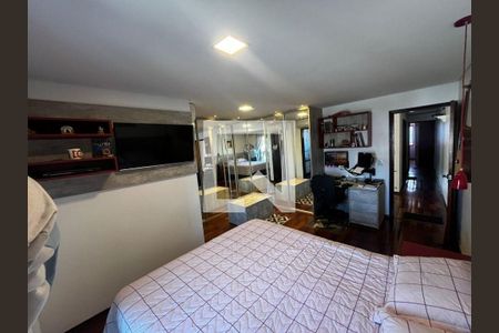 Casa à venda com 3 quartos, 225m² em Olímpico, São Caetano do Sul