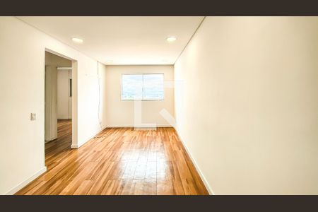 Sala de apartamento para alugar com 2 quartos, 52m² em Socorro, São Paulo
