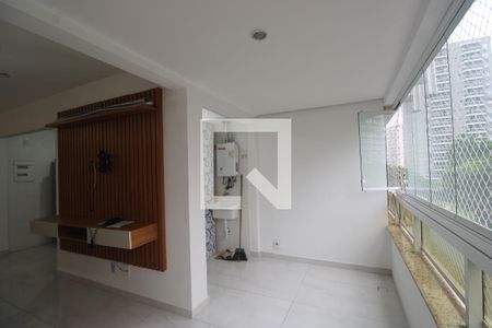 Sala - Varanda de apartamento à venda com 2 quartos, 67m² em Barra da Tijuca, Rio de Janeiro