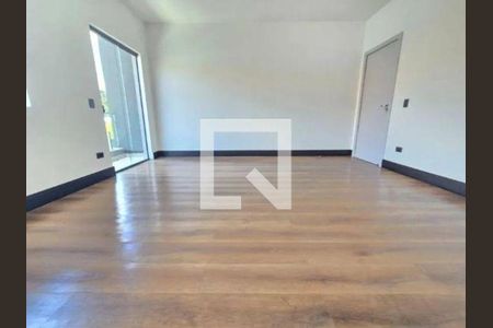 Casa à venda com 3 quartos, 261m² em Vila Talarico, São Paulo