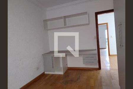 Casa à venda com 3 quartos, 228m² em Vila Gilda, Santo André