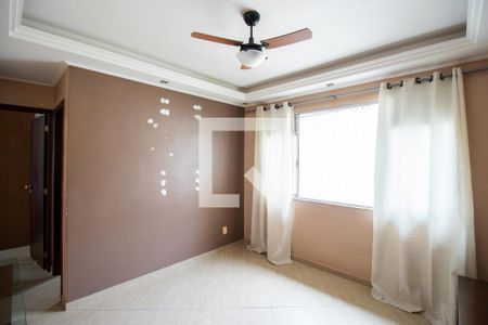 Sala de apartamento à venda com 2 quartos, 46m² em Irajá, Rio de Janeiro