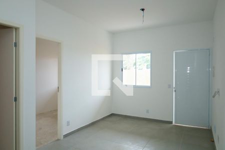 Sala de apartamento à venda com 2 quartos, 40m² em Vila Carmosina, São Paulo