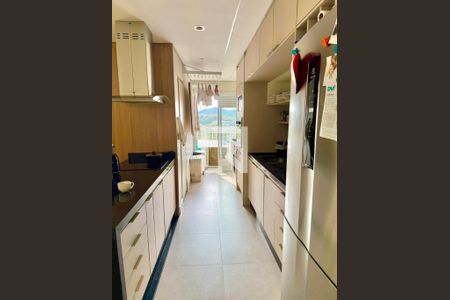 Apartamento para alugar com 3 quartos, 116m² em Vila Mogilar, Mogi das Cruzes