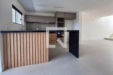 Cozinha de casa para alugar com 4 quartos, 465m² em Badu, Niterói