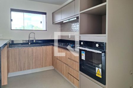 Cozinha de casa para alugar com 4 quartos, 465m² em Badu, Niterói
