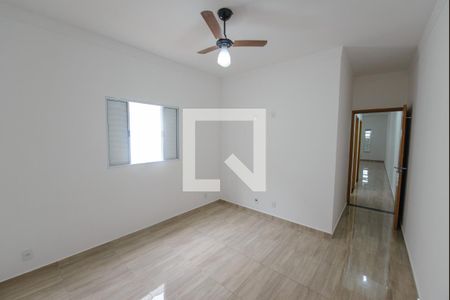 Suíte de casa para alugar com 2 quartos, 100m² em Piracangaguá, Taubaté