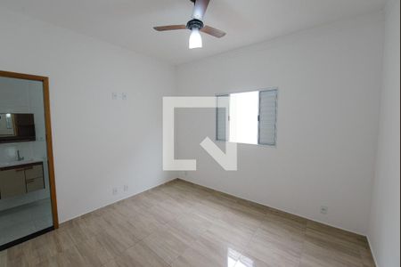 Suíte de casa para alugar com 2 quartos, 100m² em Piracangaguá, Taubaté