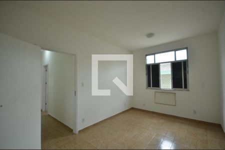 Quarto 2 de casa para alugar com 2 quartos, 90m² em Vila Valqueire, Rio de Janeiro