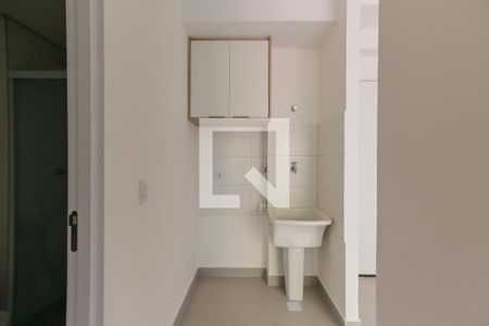 Lavanderia de apartamento para alugar com 1 quarto, 30m² em Quitaúna, Osasco