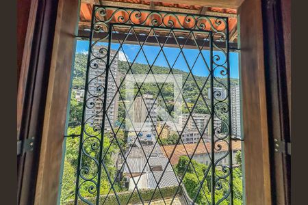 Casa para alugar com 4 quartos, 307m² em Laranjeiras, Rio de Janeiro