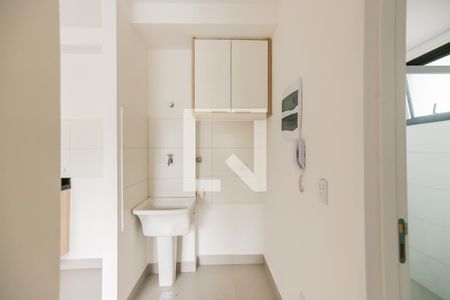 Lavanderia de apartamento para alugar com 1 quarto, 32m² em Quitaúna, Osasco