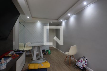 Sala de apartamento para alugar com 2 quartos, 47m² em Parque Savoy City, São Paulo