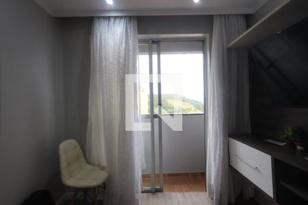 Sala de apartamento para alugar com 2 quartos, 47m² em Parque Savoy City, São Paulo