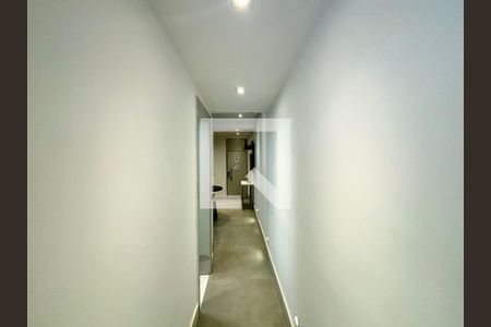 Sala - corredor de acesso de apartamento à venda com 1 quarto, 36m² em Copacabana, Rio de Janeiro
