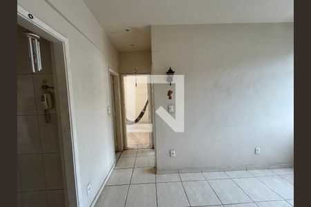 Corredor de apartamento à venda com 2 quartos, 68m² em Lins de Vasconcelos, Rio de Janeiro