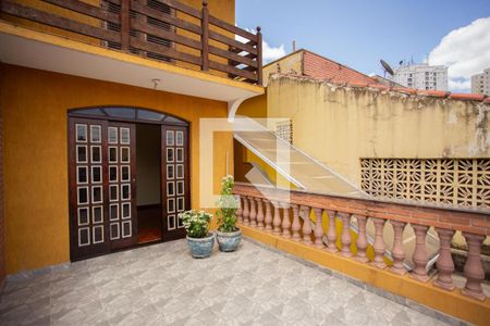 VARANDA DA SALA de casa à venda com 2 quartos, 193m² em Parque Maria Domitila, São Paulo