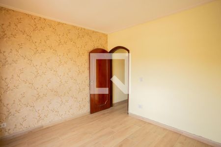 QUARTO 1 de casa à venda com 2 quartos, 193m² em Parque Maria Domitila, São Paulo