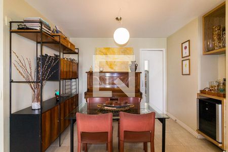 Apartamento à venda com 3 quartos, 95m² em Vila Sonia, São Paulo