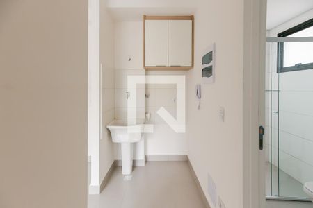 Lavanderia de apartamento para alugar com 1 quarto, 32m² em Quitaúna, Osasco